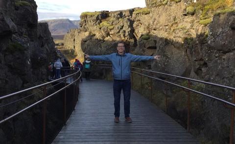 美国总统赫伯特在冰岛旅行时拍照留念